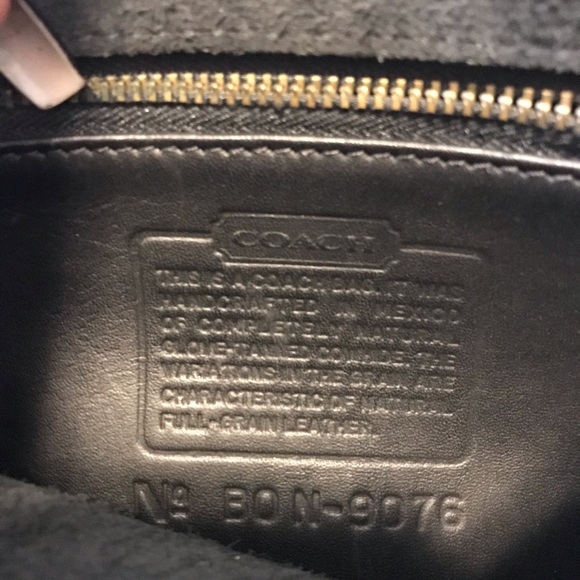Vintage Coach Black Leather Crossbody - Picture 3 of 9